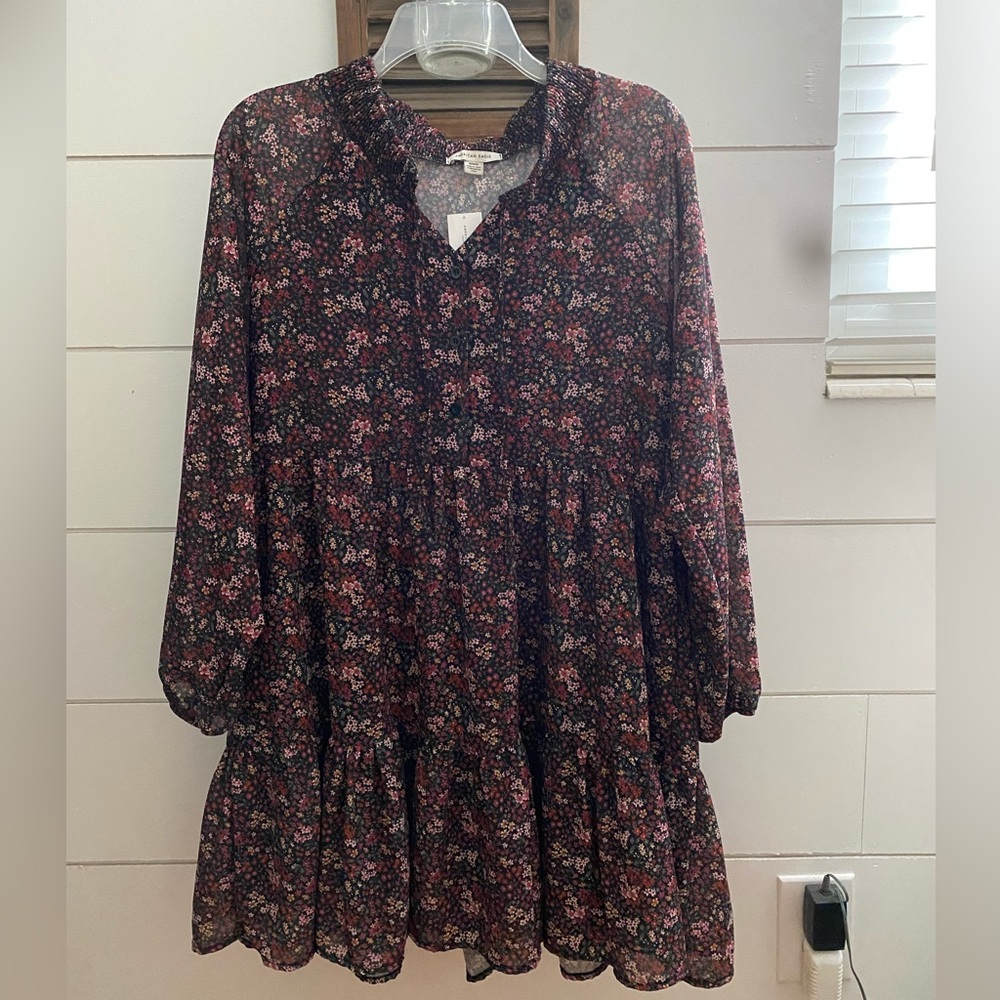 american eagle floral dress!